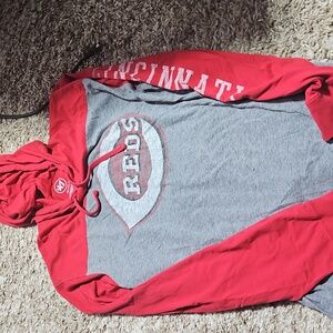 Cincinnati Reds Hoodie Shirt